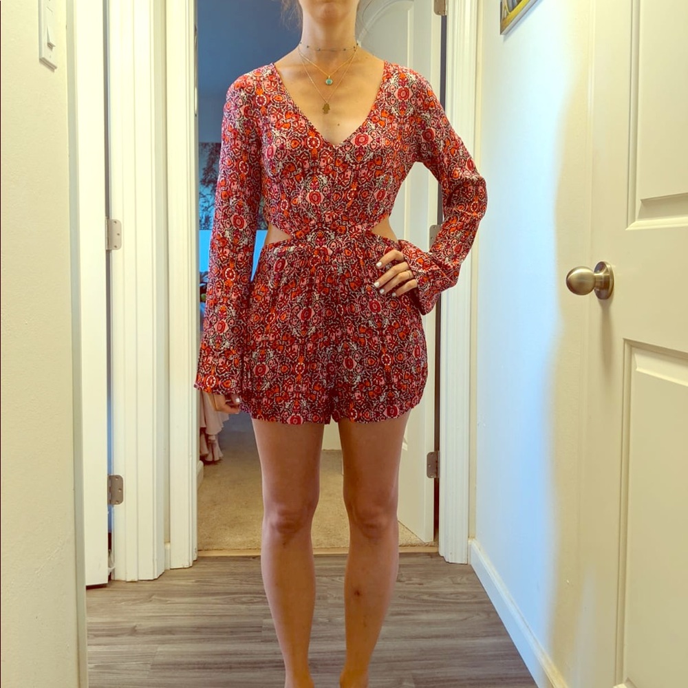Billabong backless swim coverup